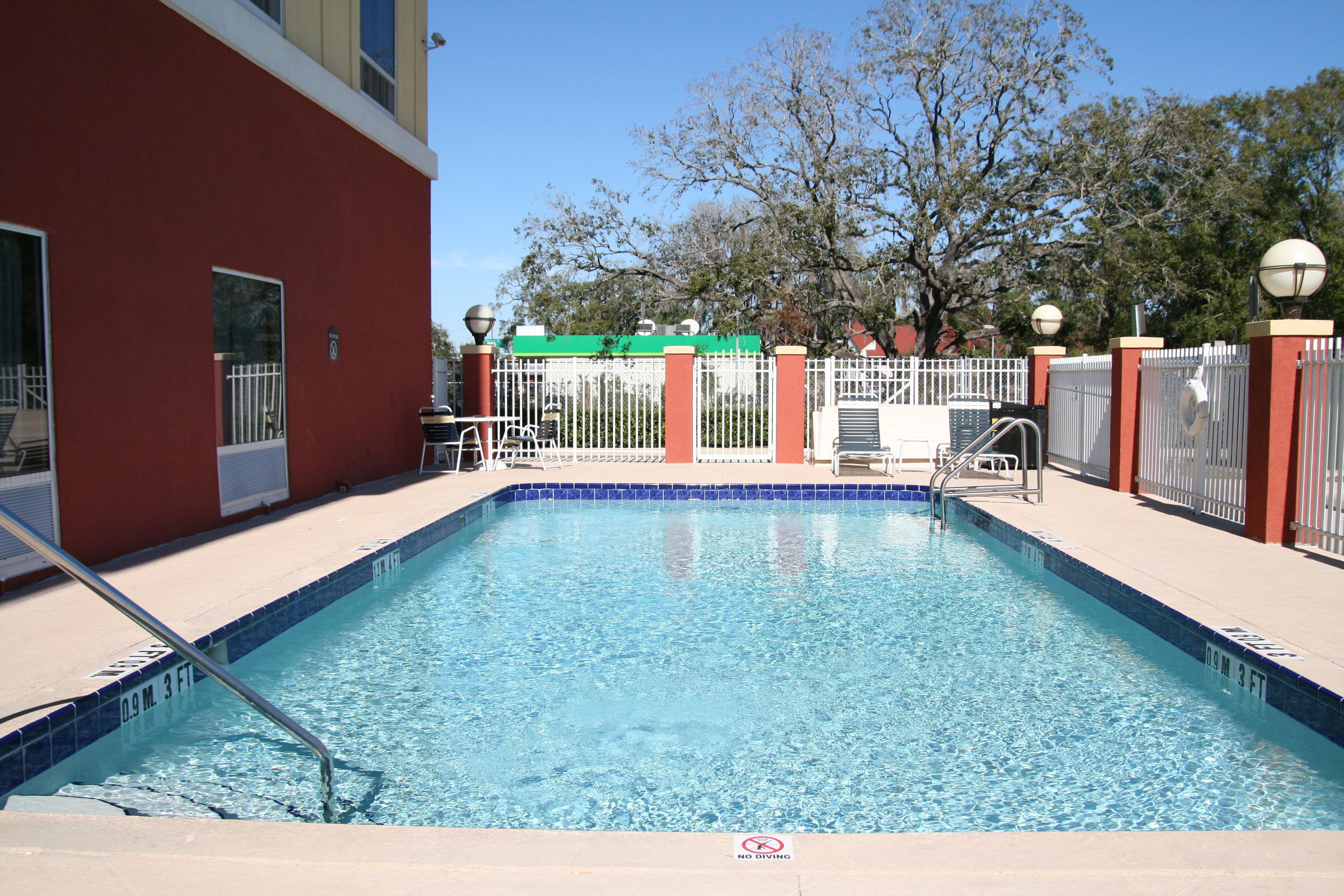 Holiday Inn Express Hotel & Suites Tampa-Fairgrounds-Casino By Ihg Mango Exterior foto