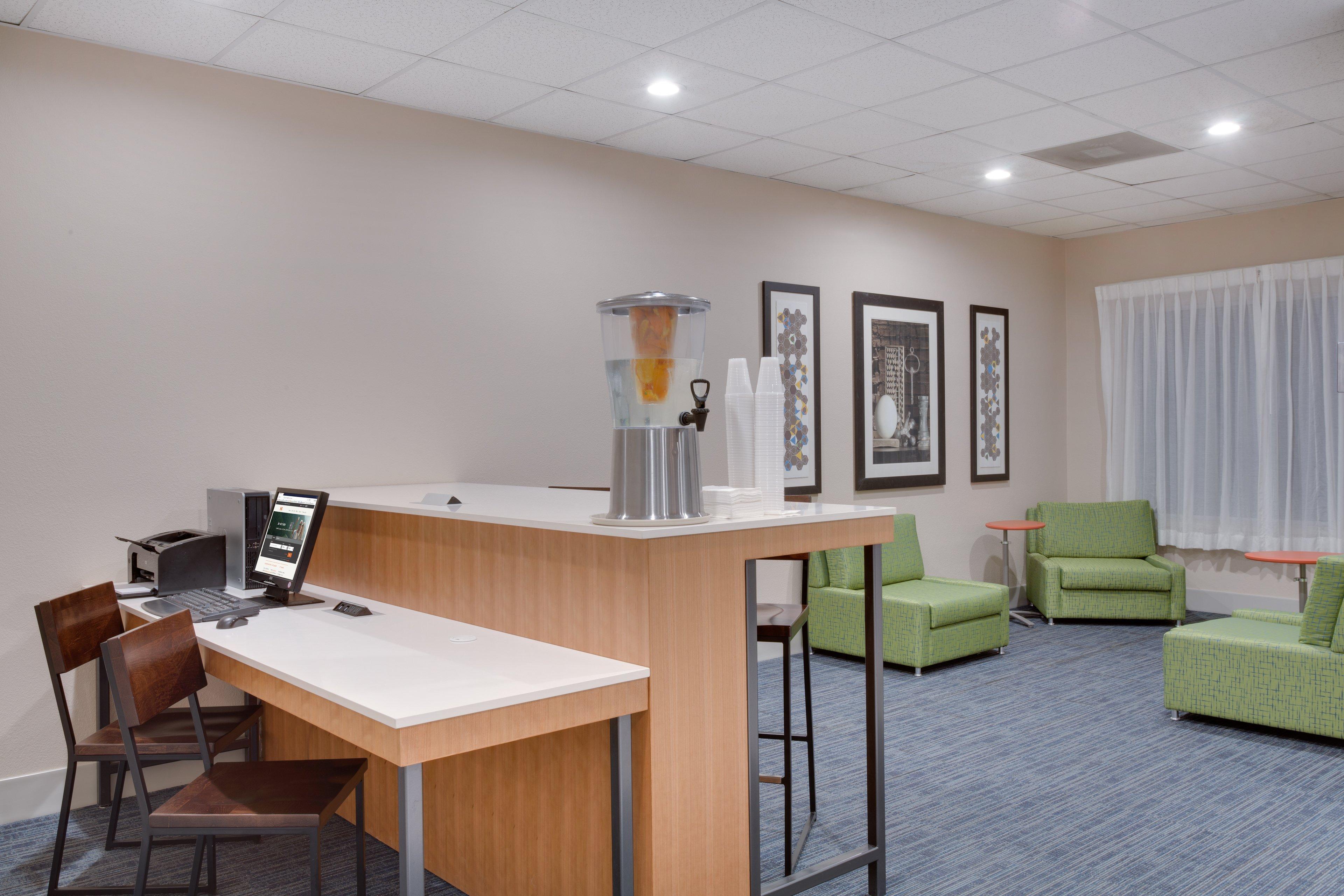 Holiday Inn Express Hotel & Suites Tampa-Fairgrounds-Casino By Ihg Mango Exterior foto