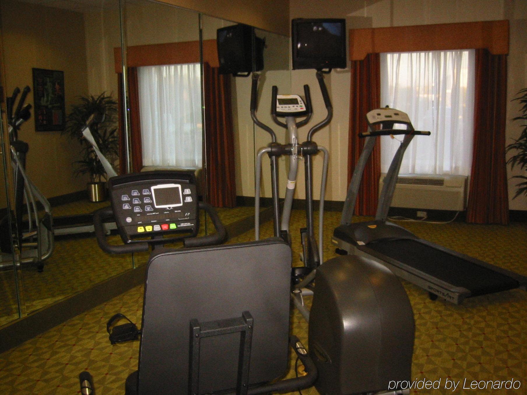 Holiday Inn Express Hotel & Suites Tampa-Fairgrounds-Casino By Ihg Mango Facilități foto