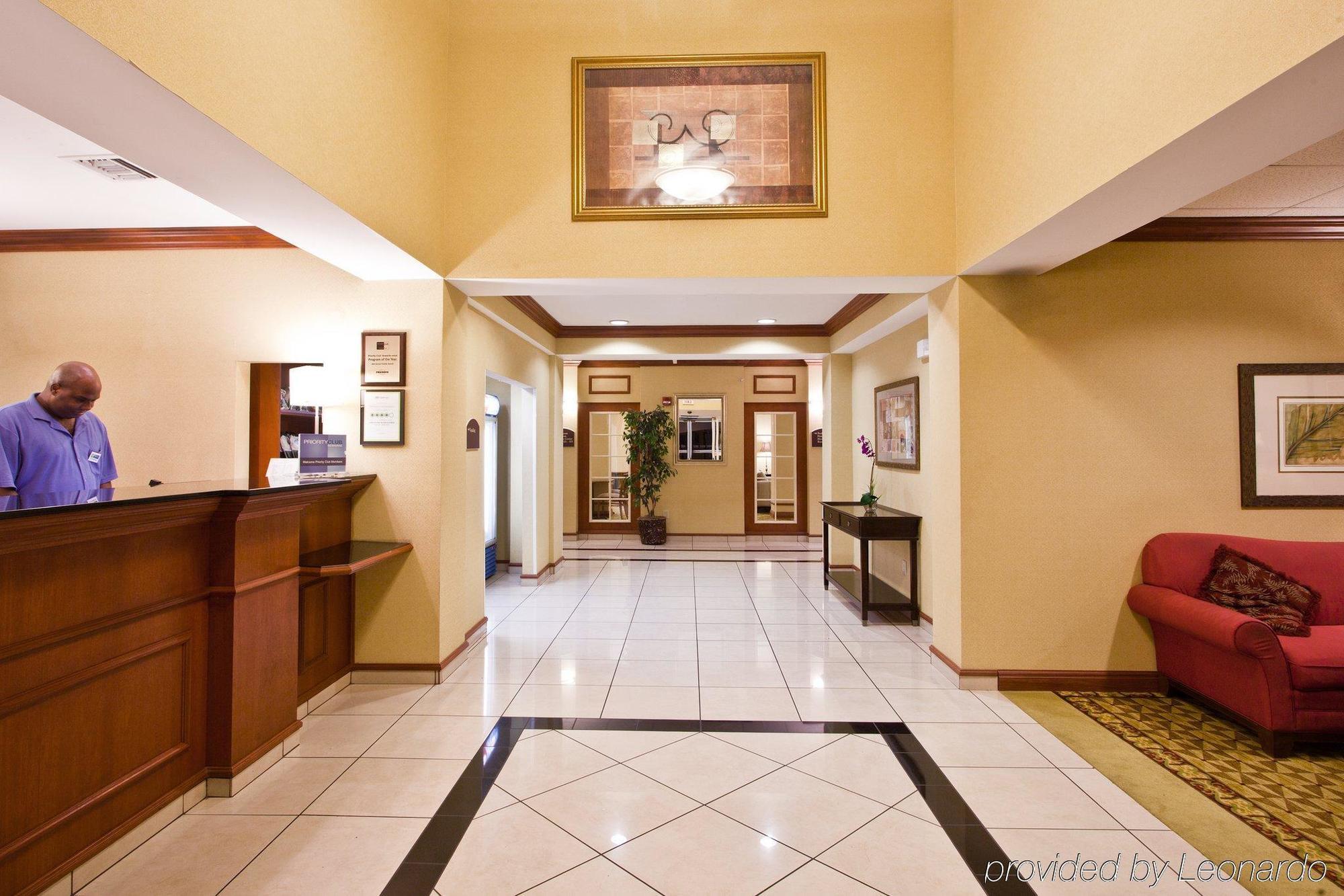 Holiday Inn Express Hotel & Suites Tampa-Fairgrounds-Casino By Ihg Mango Interior foto